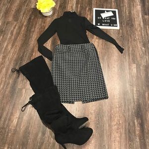 🌸Ann Taylor Petite Pencil Skirt🌸